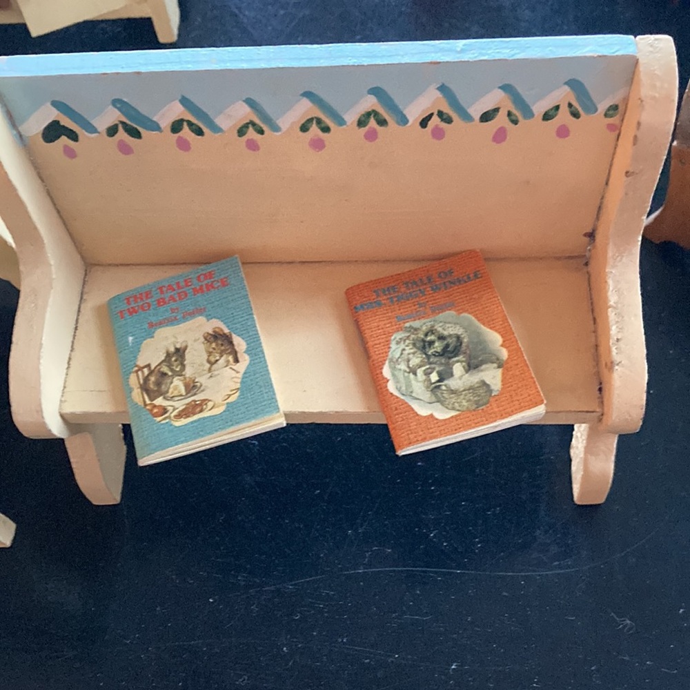 Vintage handmade doll house furniture with dishes & mini books ❤️❤️ - Picture 3 of 12